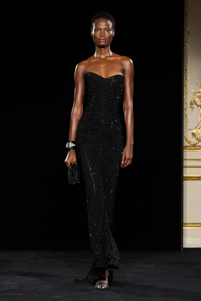 Look 12